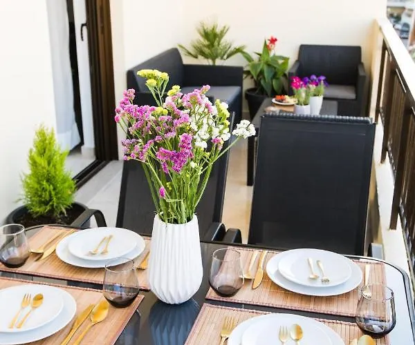 #avant_garde #beach 2',downtown 5' Retimno